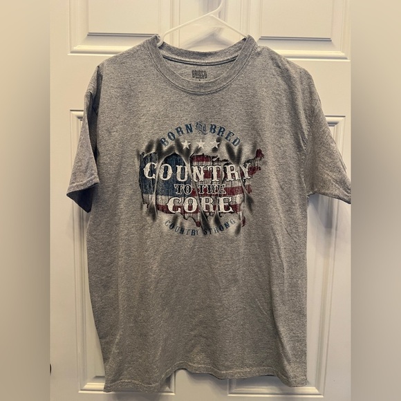 Gildan Other - Vintage Country to The Core USA Graphic T shirt Size Large